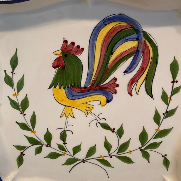 Beautiful white and blue 12 inch square painted rooster dish. - Picture 2 of 10